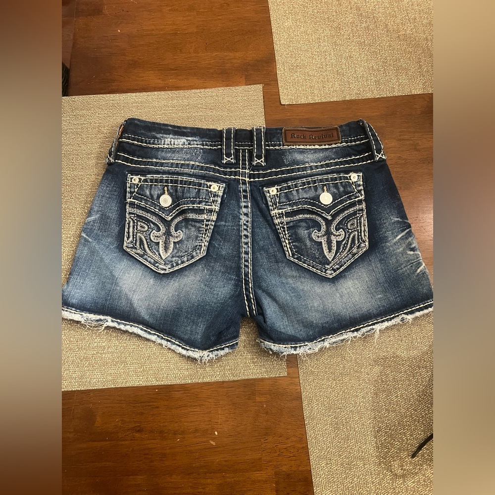 Rock Revival Sulola denim shorts - Picture 2 of 3